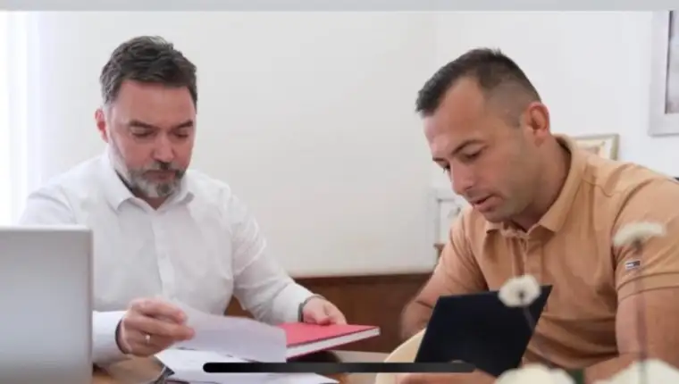 stasa kosarac i vojnik oruzanih snaga