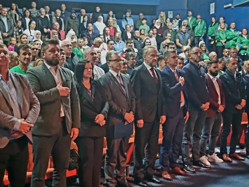 bakir izetbegovic skup sda srebrenica