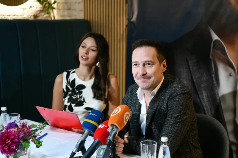 IMG_press_2