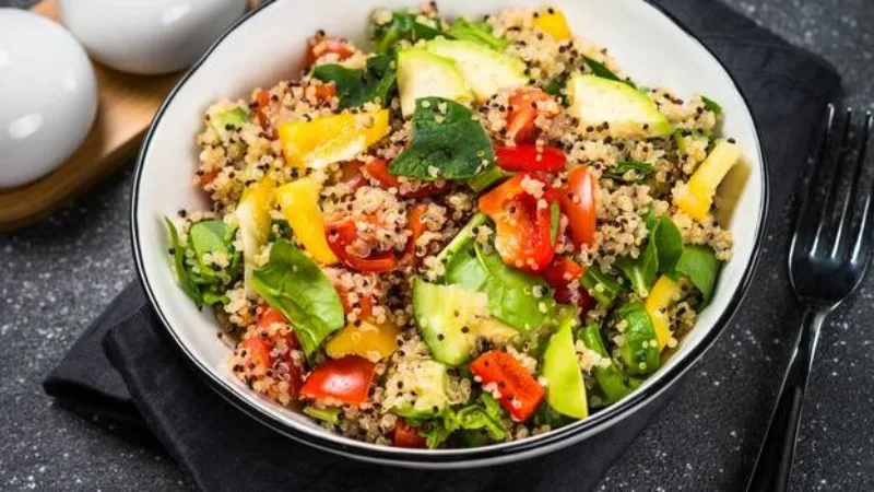 salata od kvinoje