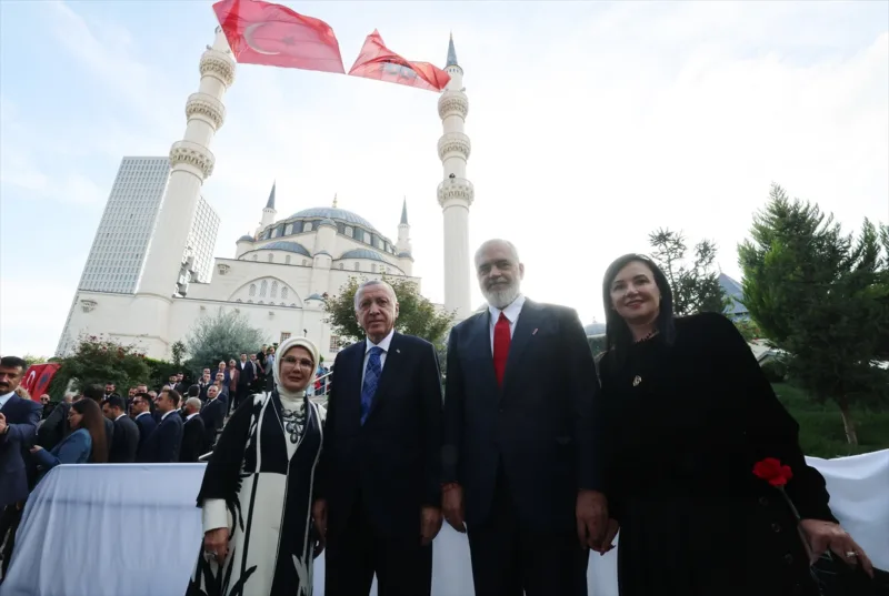 AA-20241010-35878173-35878169-ALBANIJA_ERDOGAN_NA_OTVORENJU_NAMAZGAH_DZAMIJE_U_TIRANI
