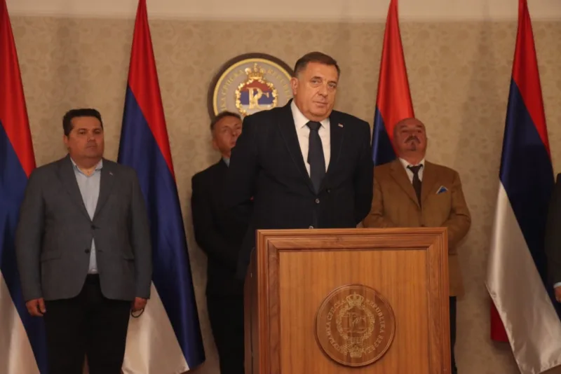 milorad dodik advakti