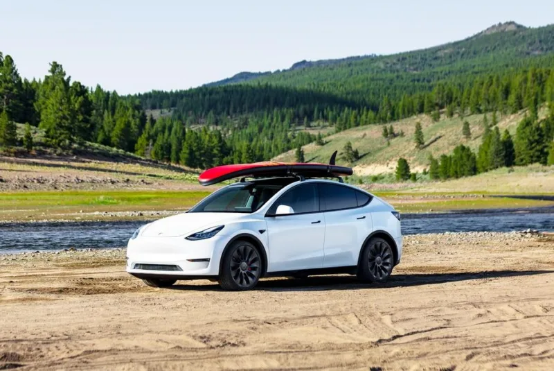 tesla Model Y Long Range All-Wheel Drive