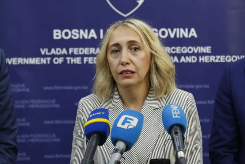 nasih pozder