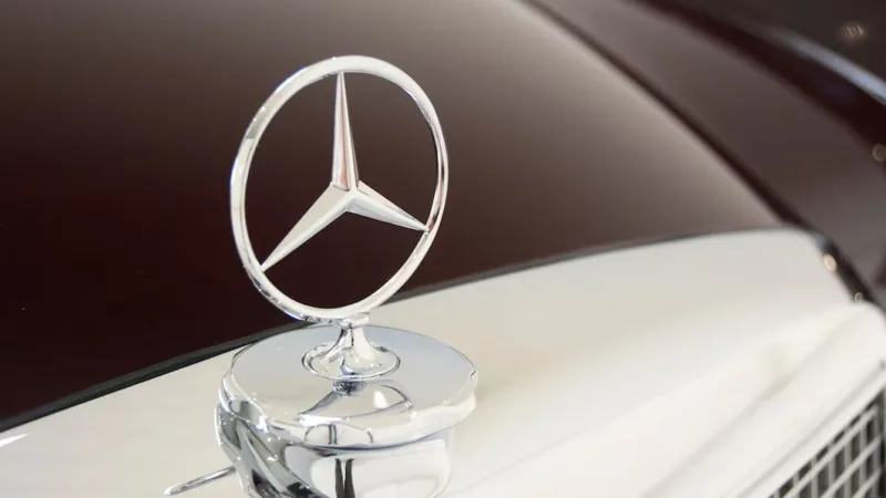 mercedes-benz znak