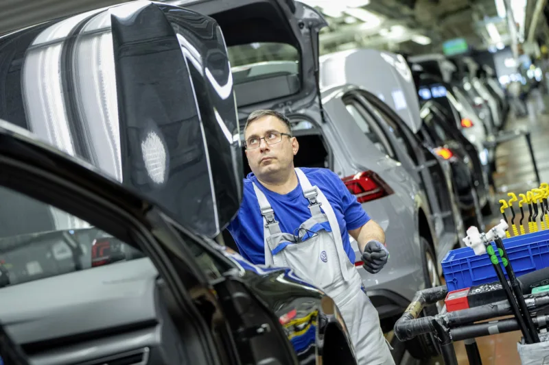 Volkswagen plant Wolfsburg, Golf Production