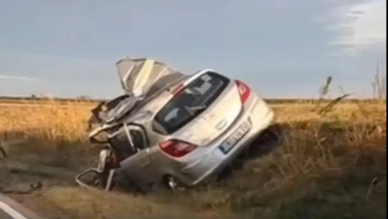 auto 6