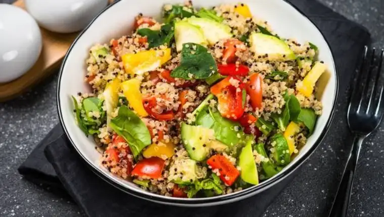 salata od kvinoje