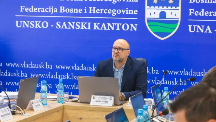 vlada usk