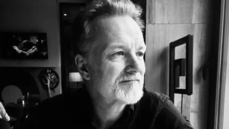 paul lowe