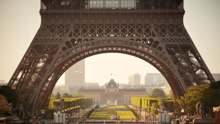 pariz 6