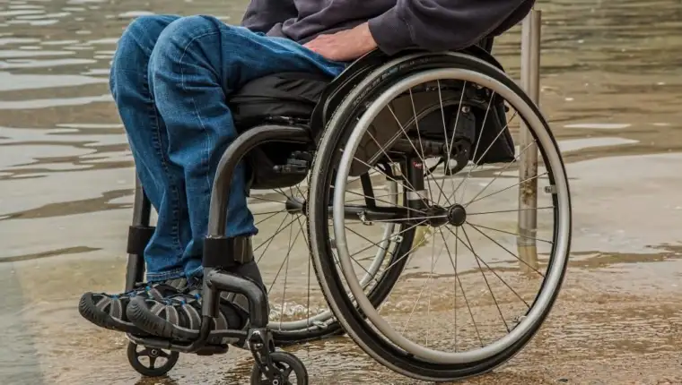 osobe sa invaliditetom