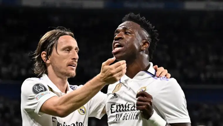 62939766-vinicius-i-modric