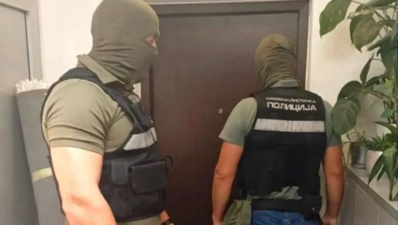 policija