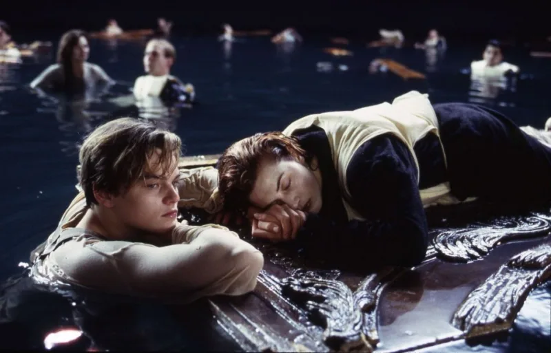 scena sa vratima titanic