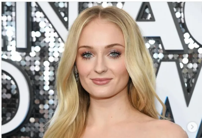 sophie turner 1