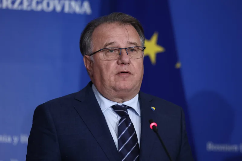 niksic covic dodik press Raport (36)