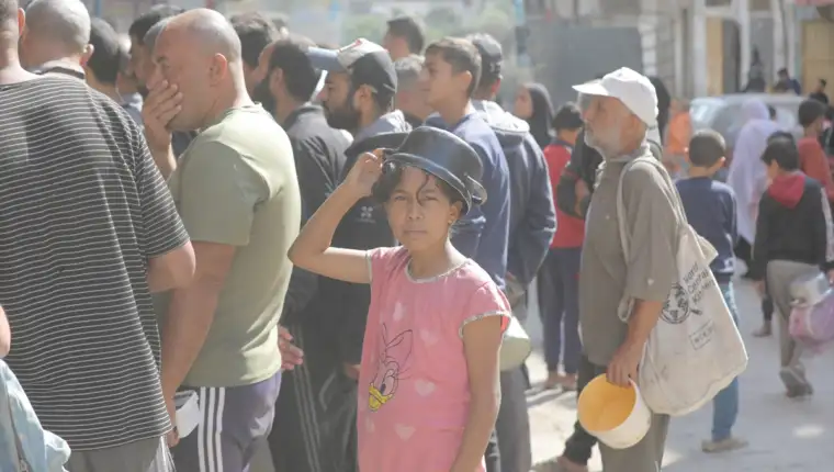 AA-20241103-36093782-36093773-GAZA_PALESTINCI_U_REDOVIMA_CEKAJU_HRANU