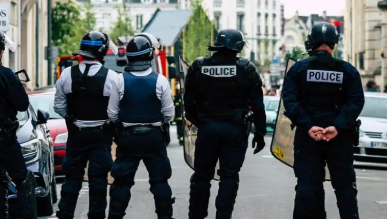 policiaj c7