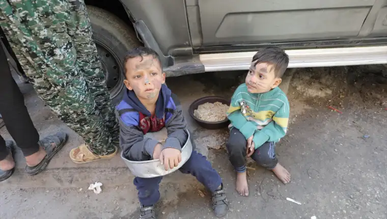 AA-20241103-36093782-36093760-GAZA_PALESTINCI_U_REDOVIMA_CEKAJU_HRANU