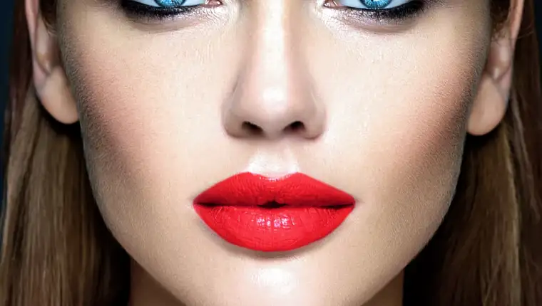 sensual glamour portrait of beautiful woman model lady with fresh daily makeup with pink lips  and clean healthy skin face