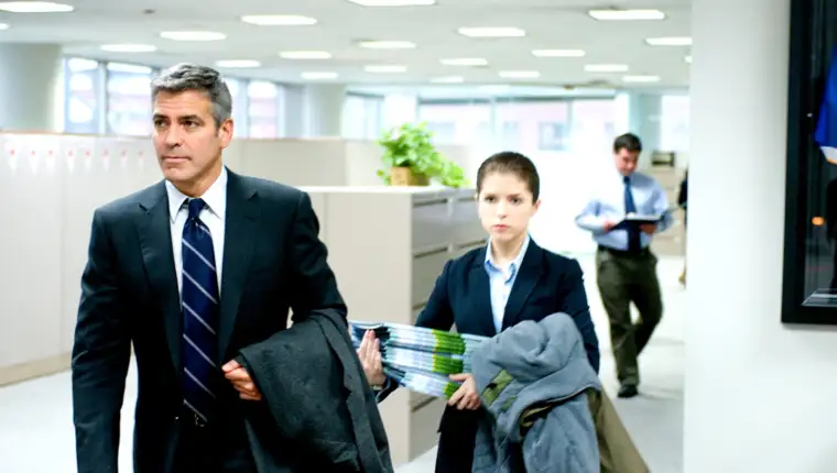 UP IN THE AIR, from left: George Clooney, Anna Kendrick, 2009. ph: Dale Robinette/©DreamWorks Pictur