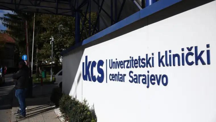 protesti KCUS Raport (25)