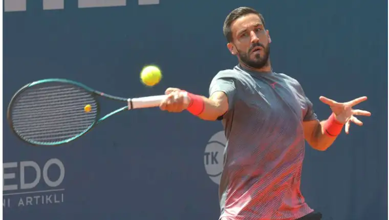 dzumhur 1