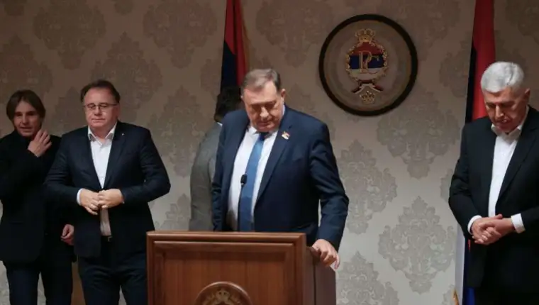 vladajuća koalicija