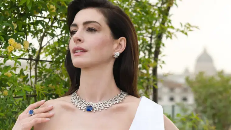 Anne Hathaway