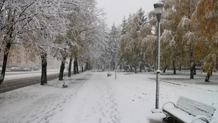 AA-NAKON_TOPLOG_JUTRA_BANJALUKA_PREKRIVENA_SNIJEGOM-3
