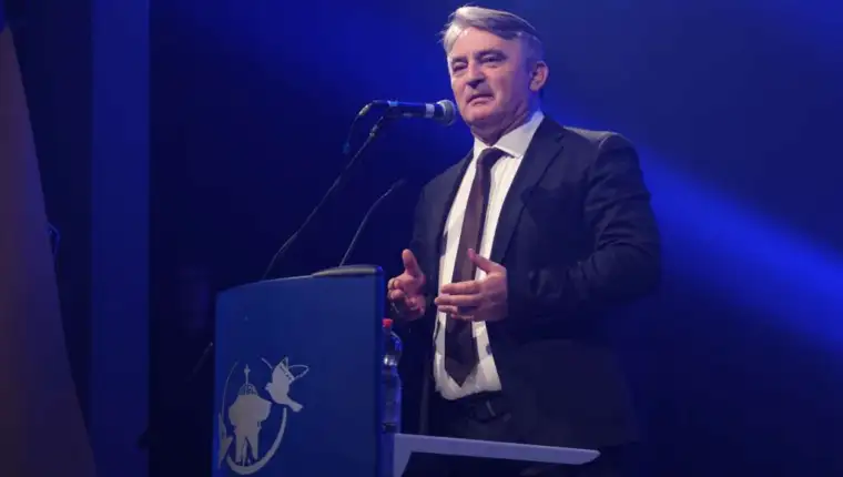 komšić švicarska