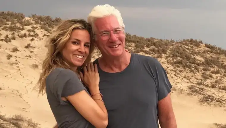 Richard Gere sa suprugom