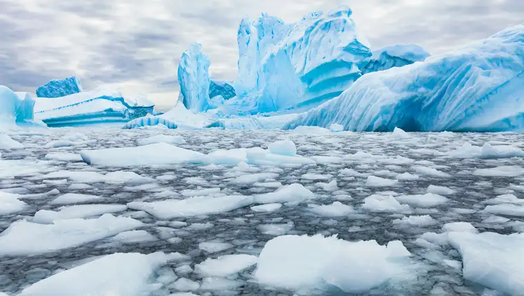 iStock-antarctica-anyaberkut