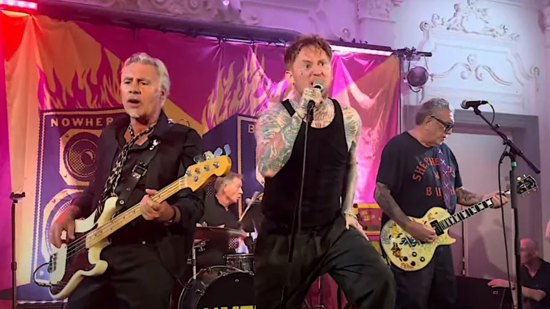 sex pistols nova postava benda