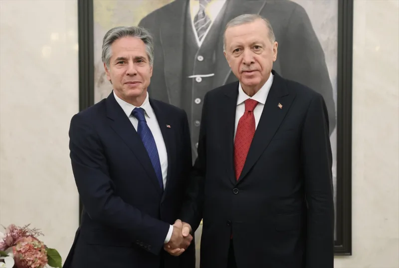 AA-20241212-36467283-36467277-PREDSJEDNIK_TURKIYE_ERDOGAN_DOCEKAO_AMERICKOG_DRZAVNOG_SEKRETARA_BLINKENA_KOJI_JE_STIGAO_U_ANKARI_NA_RAZGOVORE_O_SIRIJI_I_GAZI