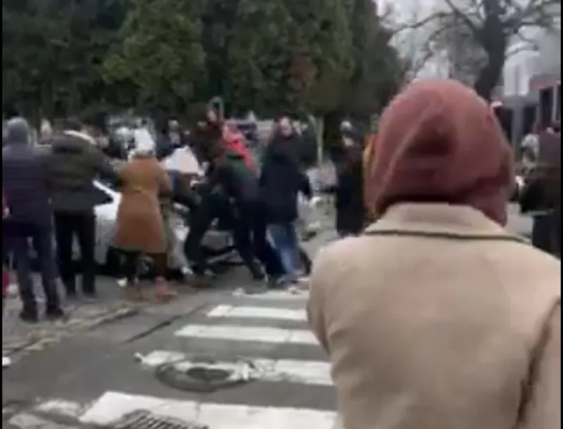 protesti zemun incident