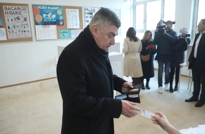 AA-20241229-36611175-36611169-ZORAN_MILANOVIC_GLASAO_NA_PREDSJEDNICKIM_IZBORIMA_U_HRVATSKOJ