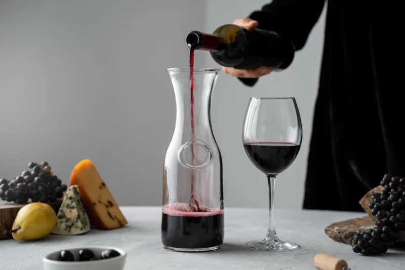 crno vino freepik