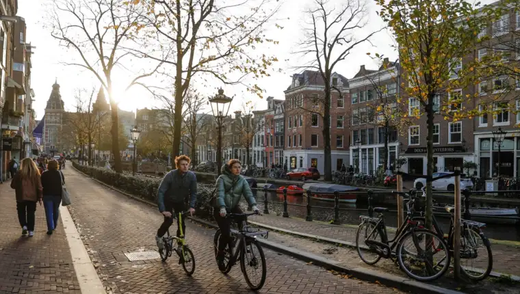 AA-20241201-36348851-36348843-AMSTERDAM_GRAD_KANALA_KULTURE_I_SLOBODE