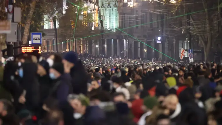 AA-20241205-36383713-36383700-GRUZIJA_NASTAVLJENI_ANTIVLADINI_PROTESTI