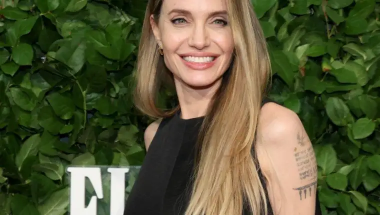 jolie tetovaza