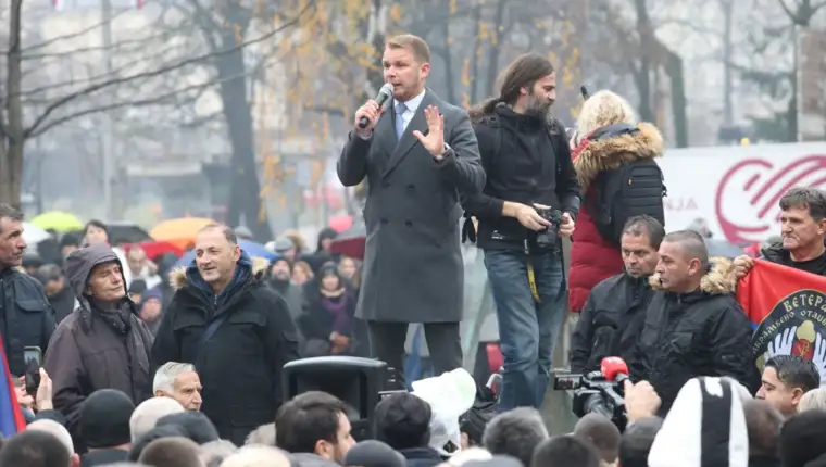 AA-20241210-36442454-36442447-UPDATE_BIH_STANIVUKOVIC_ZA_SUTRA_NAJAVIO_NOVE_PROTESTE_ISPRED_NARODNE_SKUPSTINE_RSA_U_BANJALUCI