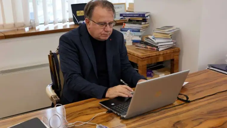 nermin niksic laptop