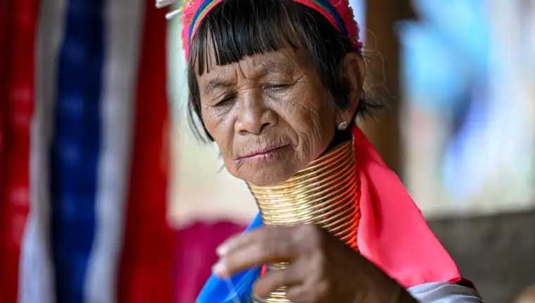 AA-KAREN_ZENE_NA_TAJLANDU-3