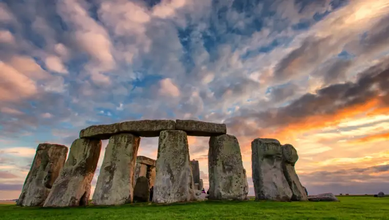 stonehenge freepik