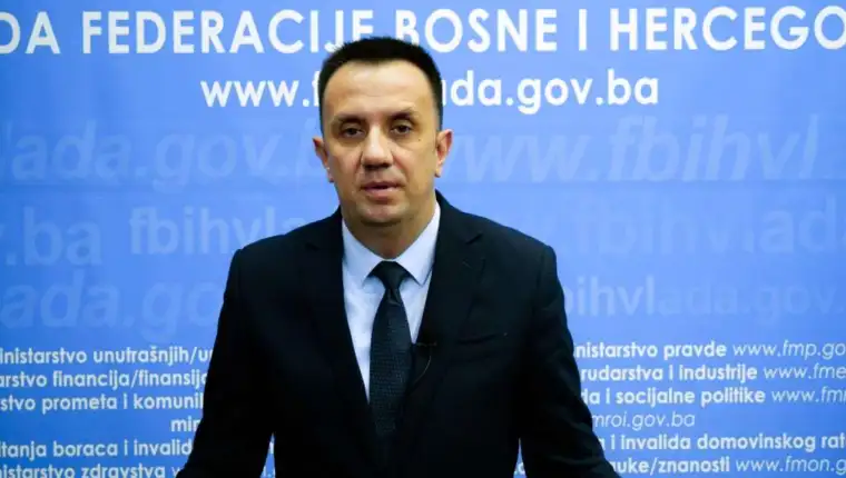 lakić