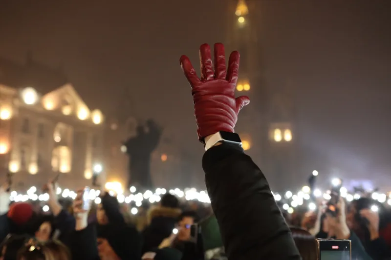 AA-20250101-36631352-36631349-NOVI_SAD_HILJADE_GRADANA_PETNAESTOMINUTNOM_TISINOM_ISPRATILO_2024_GODINU