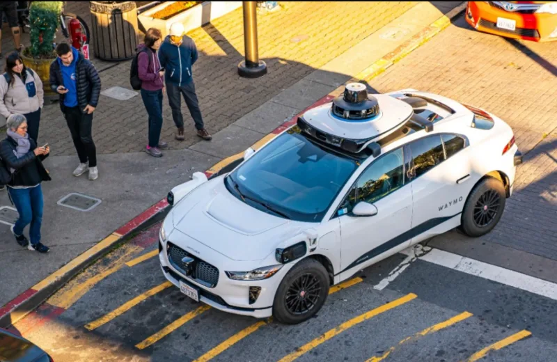 waymo taxi