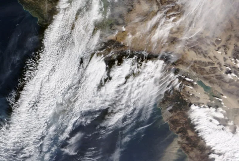 NASA snimci požar